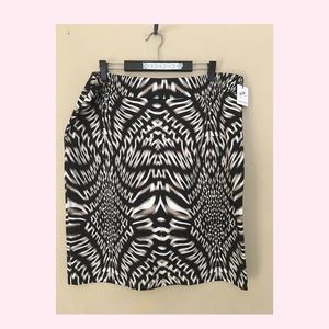 GORGEOUS NWT CALVIN KLEIN SKIRT